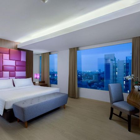 Quest Hotel Darmo - Surabaya By Aston Dış mekan fotoğraf