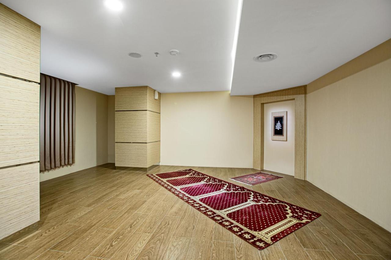 Quest Hotel Darmo - Surabaya By Aston Dış mekan fotoğraf
