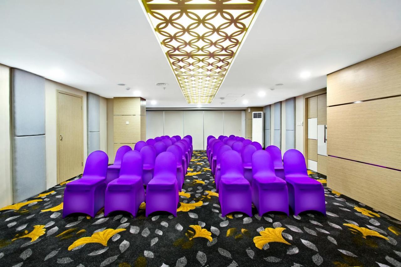 Quest Hotel Darmo - Surabaya By Aston Dış mekan fotoğraf