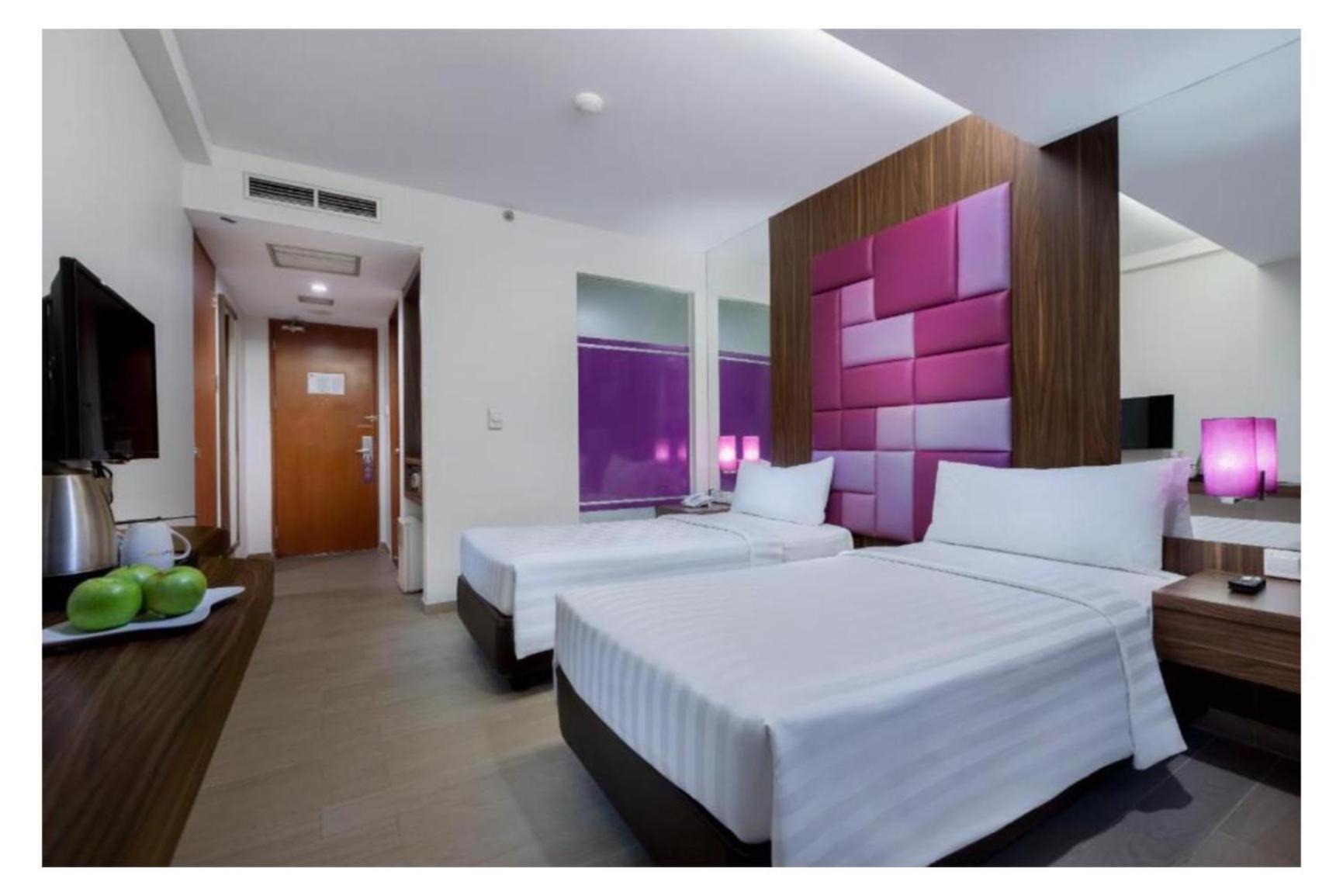 Quest Hotel Darmo - Surabaya By Aston Dış mekan fotoğraf